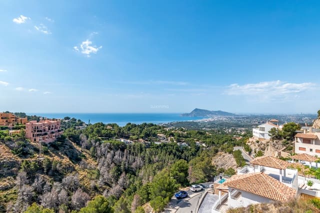 Chalet de 3 habitaciones en Altea en venta con piscina garaje - 1.295.000 € (Ref: 10079557)
