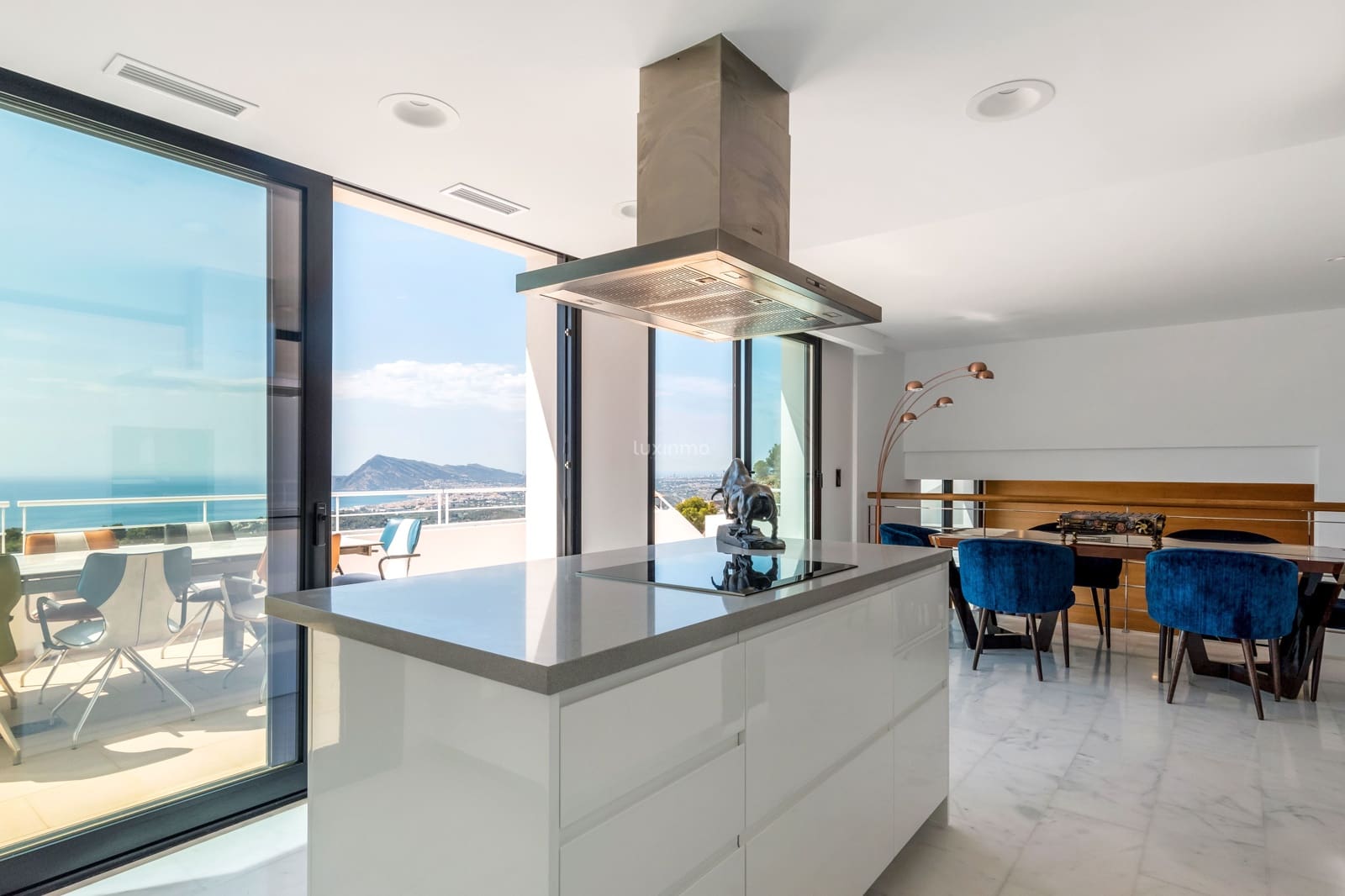 Chalet de 3 habitaciones en Altea en venta con piscina garaje - 1.295.000 € (Ref: 10079557)