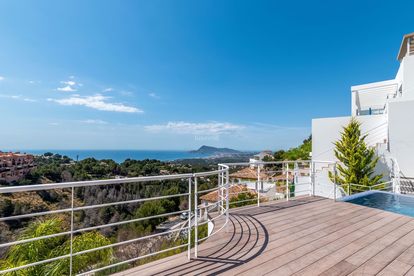 Chalet de 3 habitaciones en Altea en venta con piscina garaje - 1.295.000 € (Ref: 10079557)