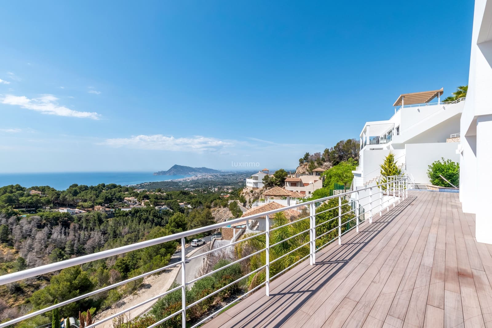 Chalet de 3 habitaciones en Altea en venta con piscina garaje - 1.295.000 € (Ref: 10079557)