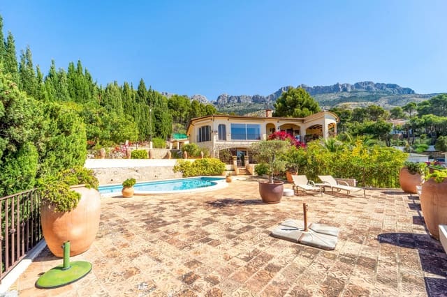 Chalet de 5 habitaciones en Altea la Vella, Altea en venta con piscina garaje - 1.375.000 € (Ref: 10079558)