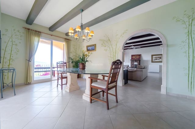 Chalet de 5 habitaciones en Altea la Vella, Altea en venta con piscina garaje - 1.375.000 € (Ref: 10079558)