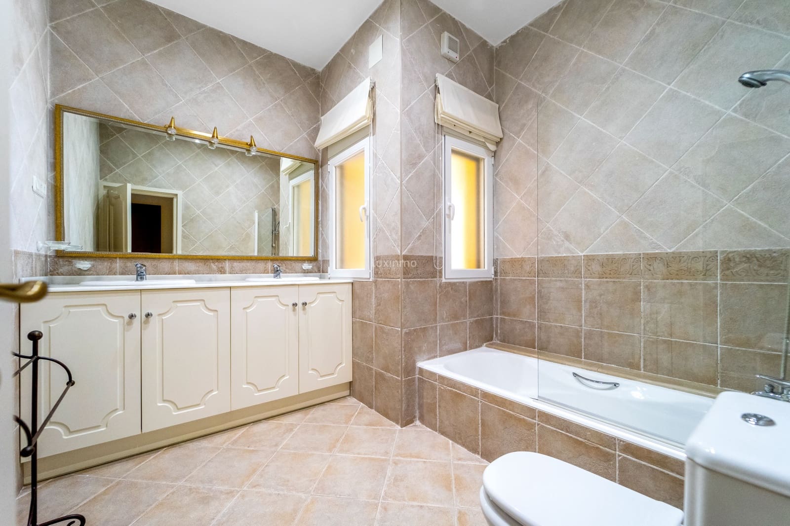 Chalet de 5 habitaciones en Altea la Vella en venta con piscina garaje - 1.375.000 € (Ref: 10079558)