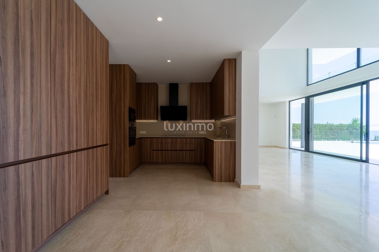 Chalet de 5 habitaciones en Calpe / Calp en venta con piscina garaje - 3.900.000 € (Ref: 10079560)