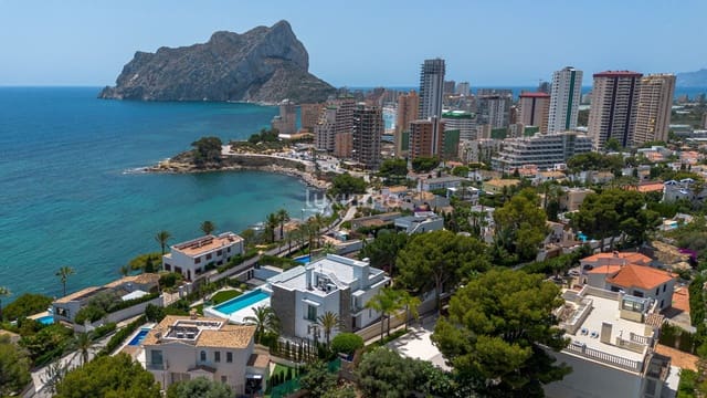 Chalet de 5 habitaciones en Calpe / Calp en venta con piscina garaje - 3.900.000 € (Ref: 10079560)