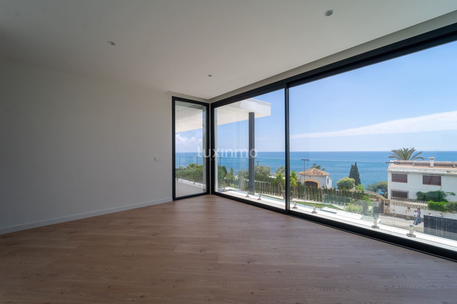 Chalet de 5 habitaciones en Calpe / Calp en venta con piscina garaje - 3.900.000 € (Ref: 10079560)