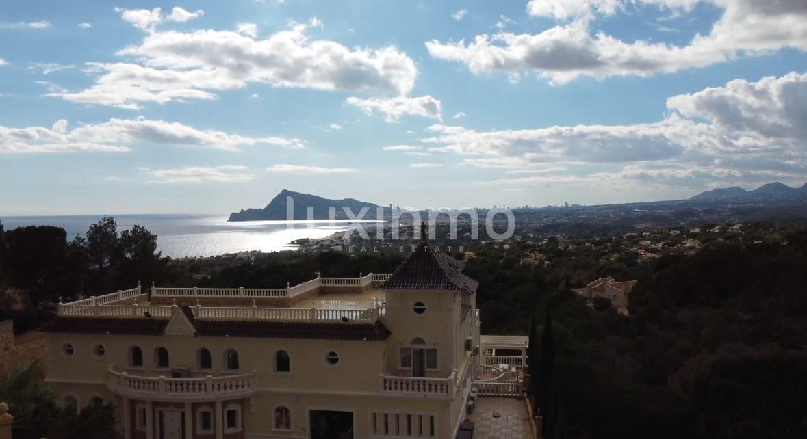 5 soveværelse Villa til leje i Altea med swimmingpool garage - € 15.000 (Ref: 10079564)