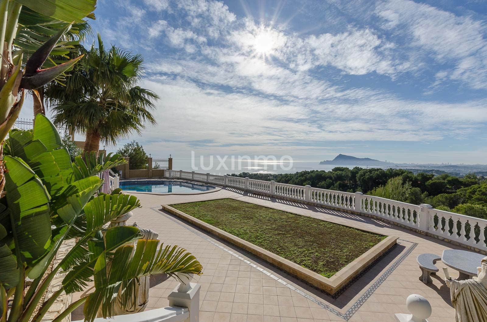 5 soveværelse Villa til leje i Altea med swimmingpool garage - € 15.000 (Ref: 10079564)