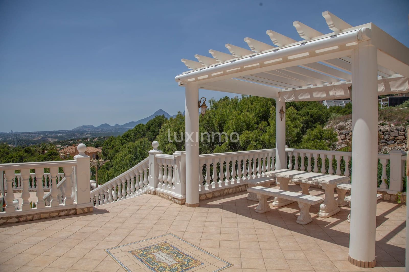 5 soveværelse Villa til leje i Altea med swimmingpool garage - € 15.000 (Ref: 10079564)