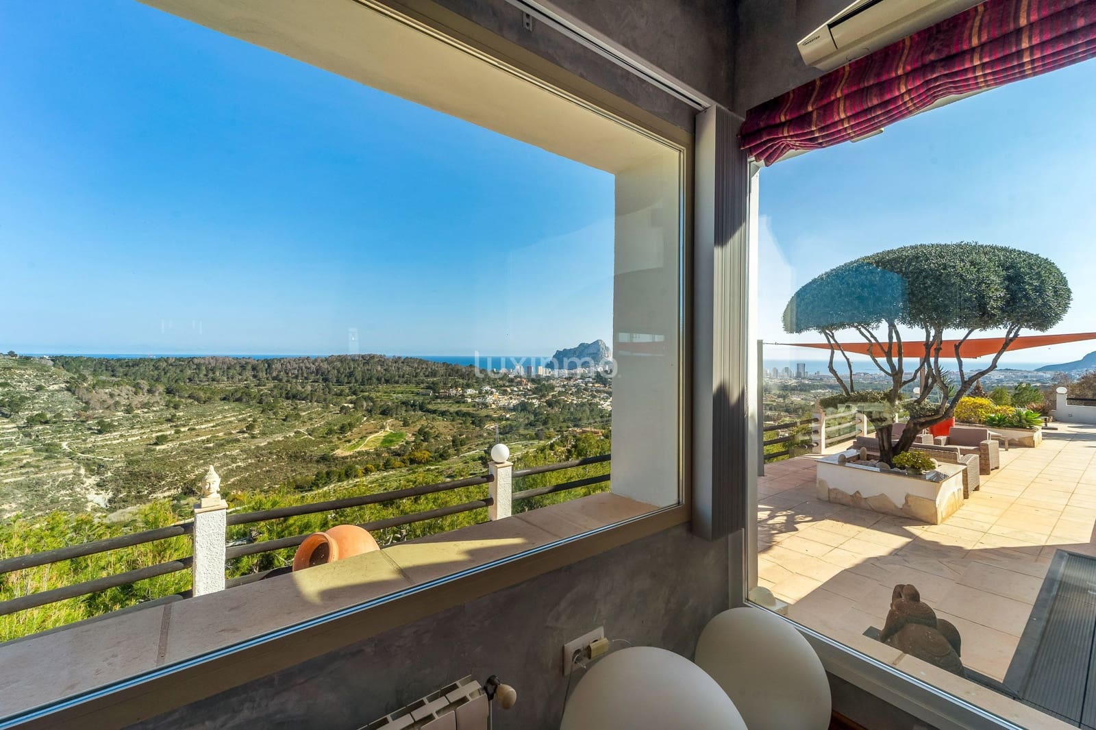 Chalet de 3 habitaciones en Calpe / Calp en venta con piscina garaje - 1.390.000 € (Ref: 10079571)