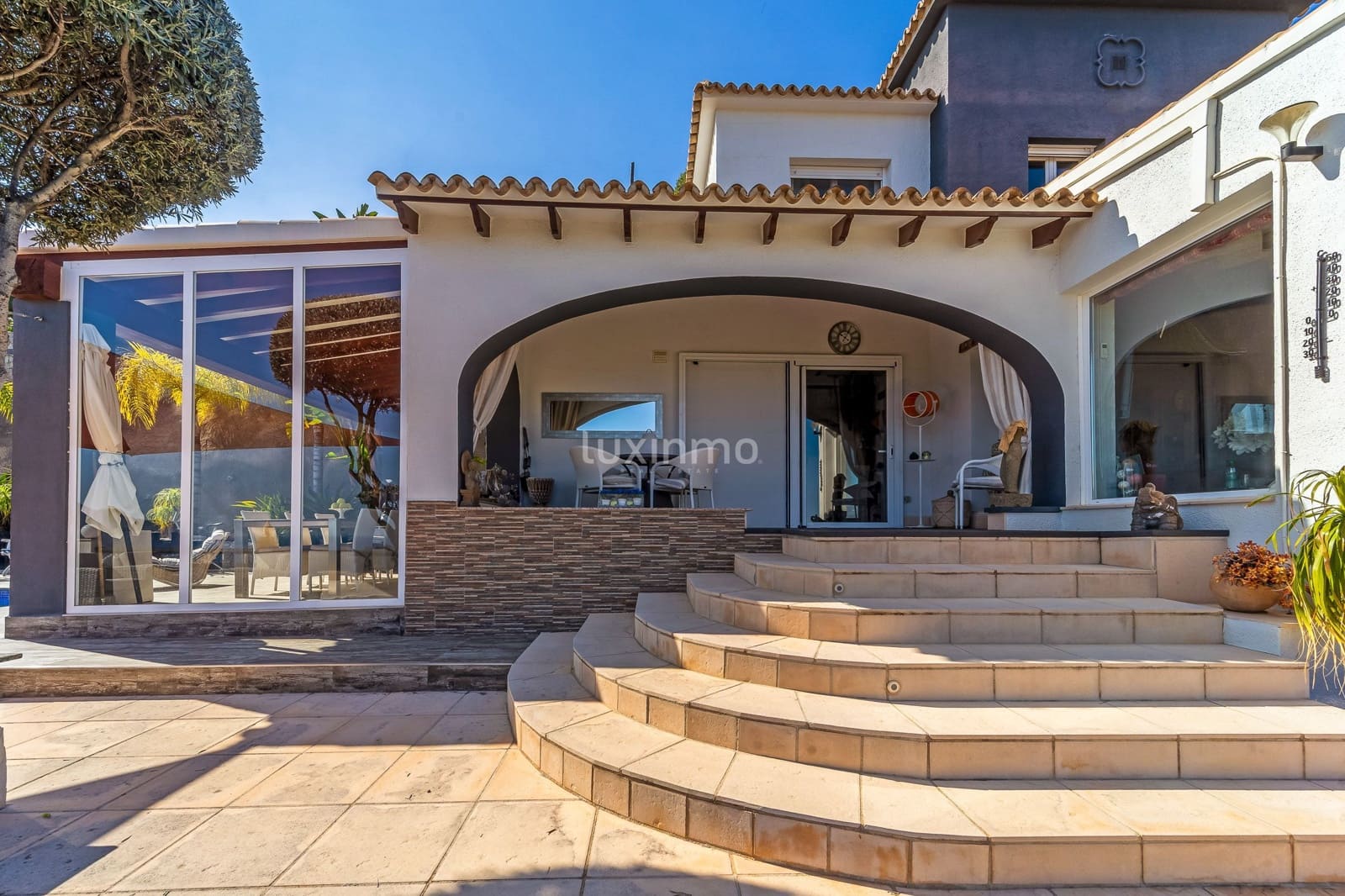 Chalet de 3 habitaciones en Calpe / Calp en venta con piscina garaje - 1.390.000 € (Ref: 10079571)