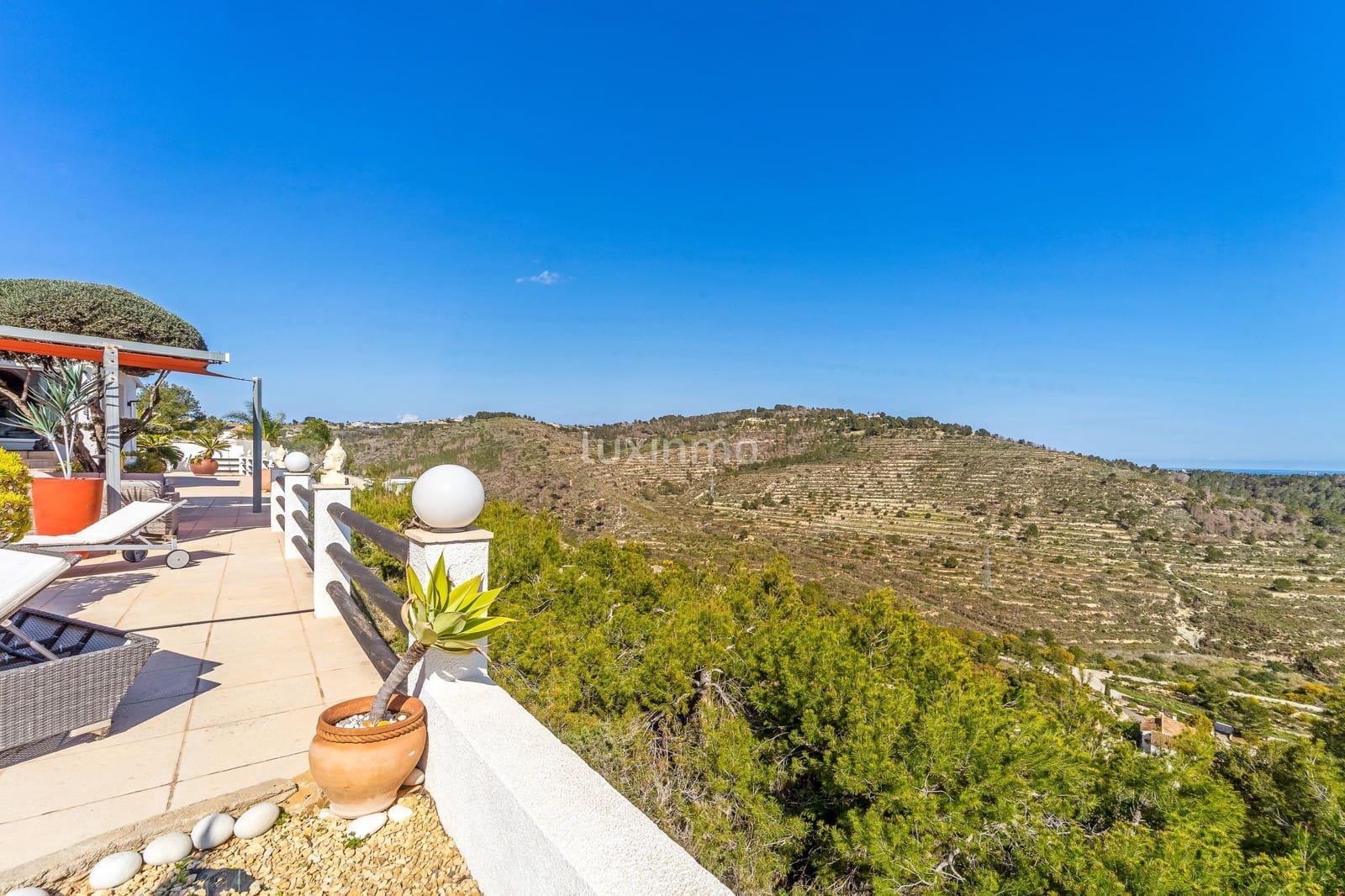 Chalet de 3 habitaciones en Calpe / Calp en venta con piscina garaje - 1.390.000 € (Ref: 10079571)