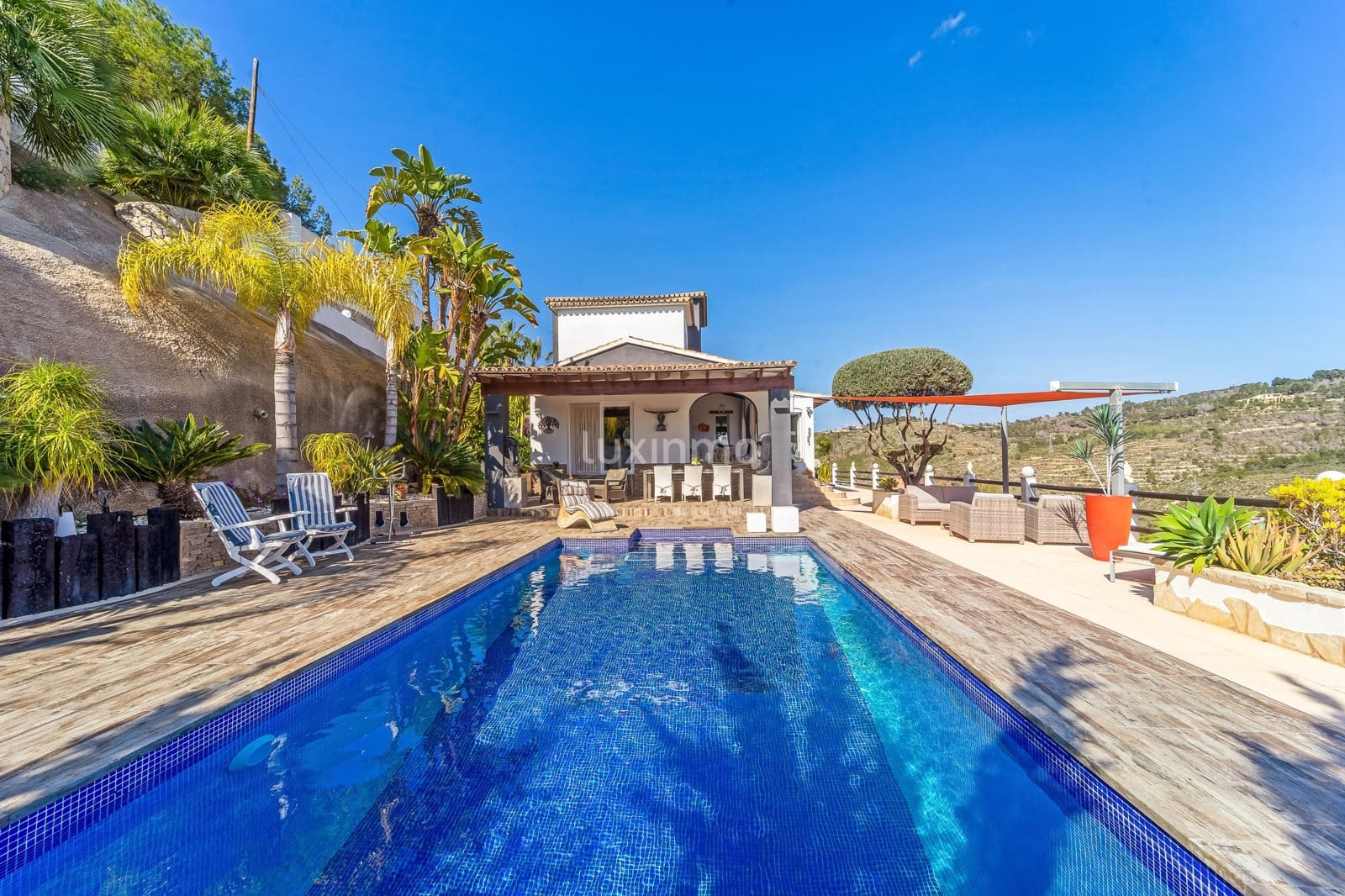 Chalet de 3 habitaciones en Calpe / Calp en venta con piscina garaje - 1.390.000 € (Ref: 10079571)
