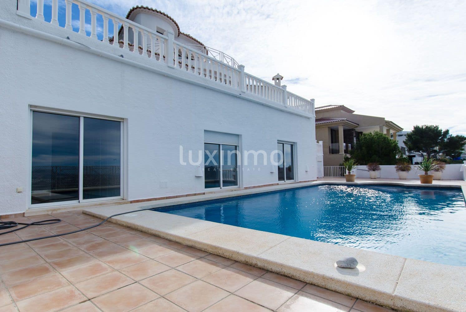 Chalet de 4 habitaciones en Altea en venta con piscina garaje - 1.195.000 € (Ref: 10079574)