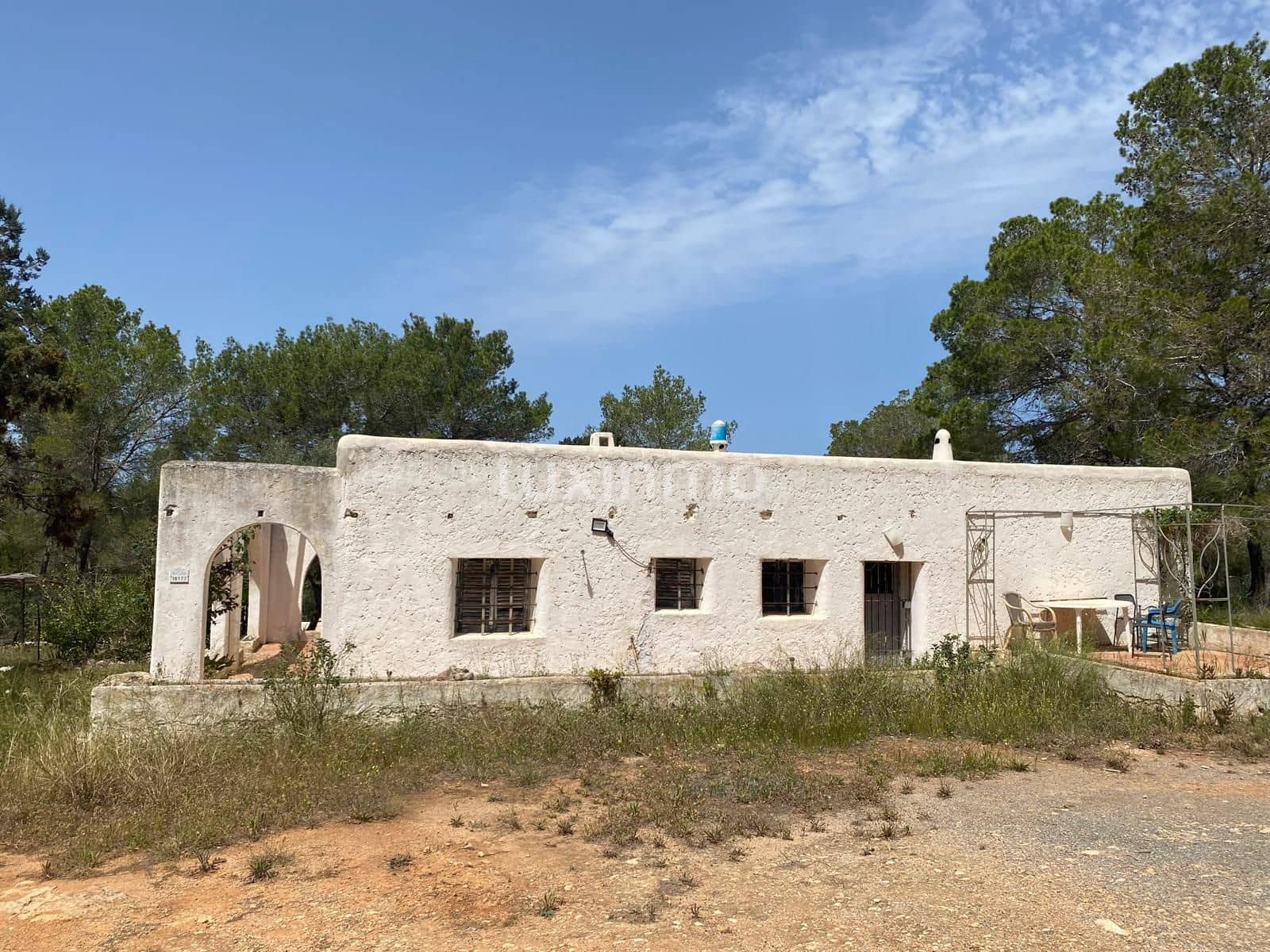 6 makuuhuone Huvila myytävänä paikassa Sant Antoni de Portmany mukana uima-altaan 
autotalli - 2 000 000 € (Ref: 10079576)