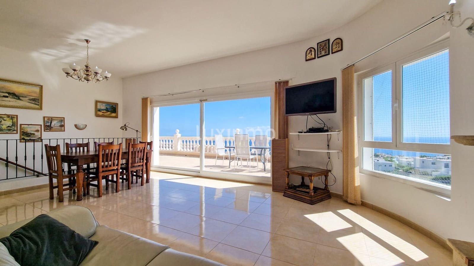 4 slaapkamer Villa te koop in Cumbre del Sol met zwembad garage - € 730.000 (Ref: 10079578)