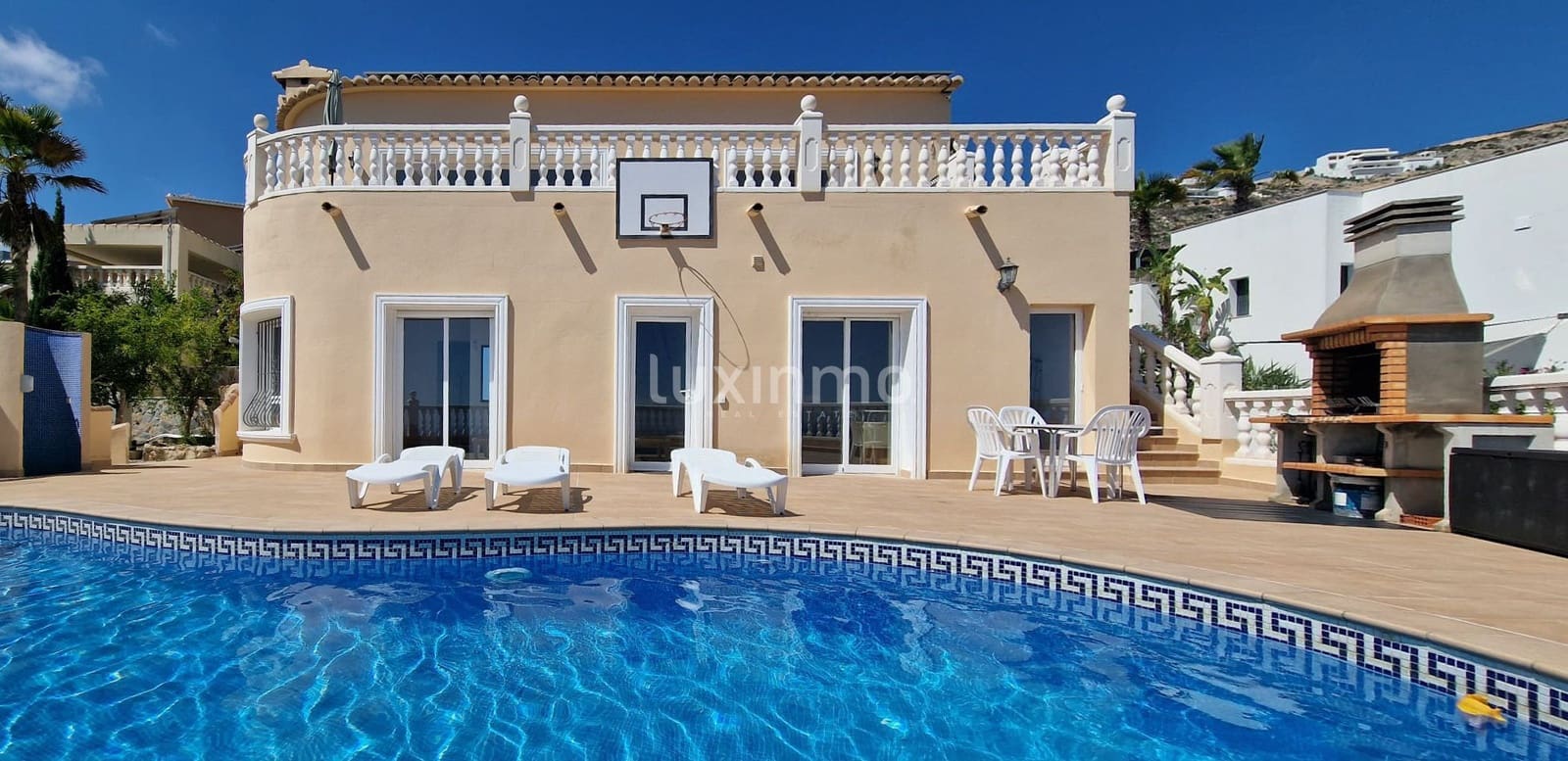 4 slaapkamer Villa te koop in Cumbre del Sol met zwembad garage - € 730.000 (Ref: 10079578)