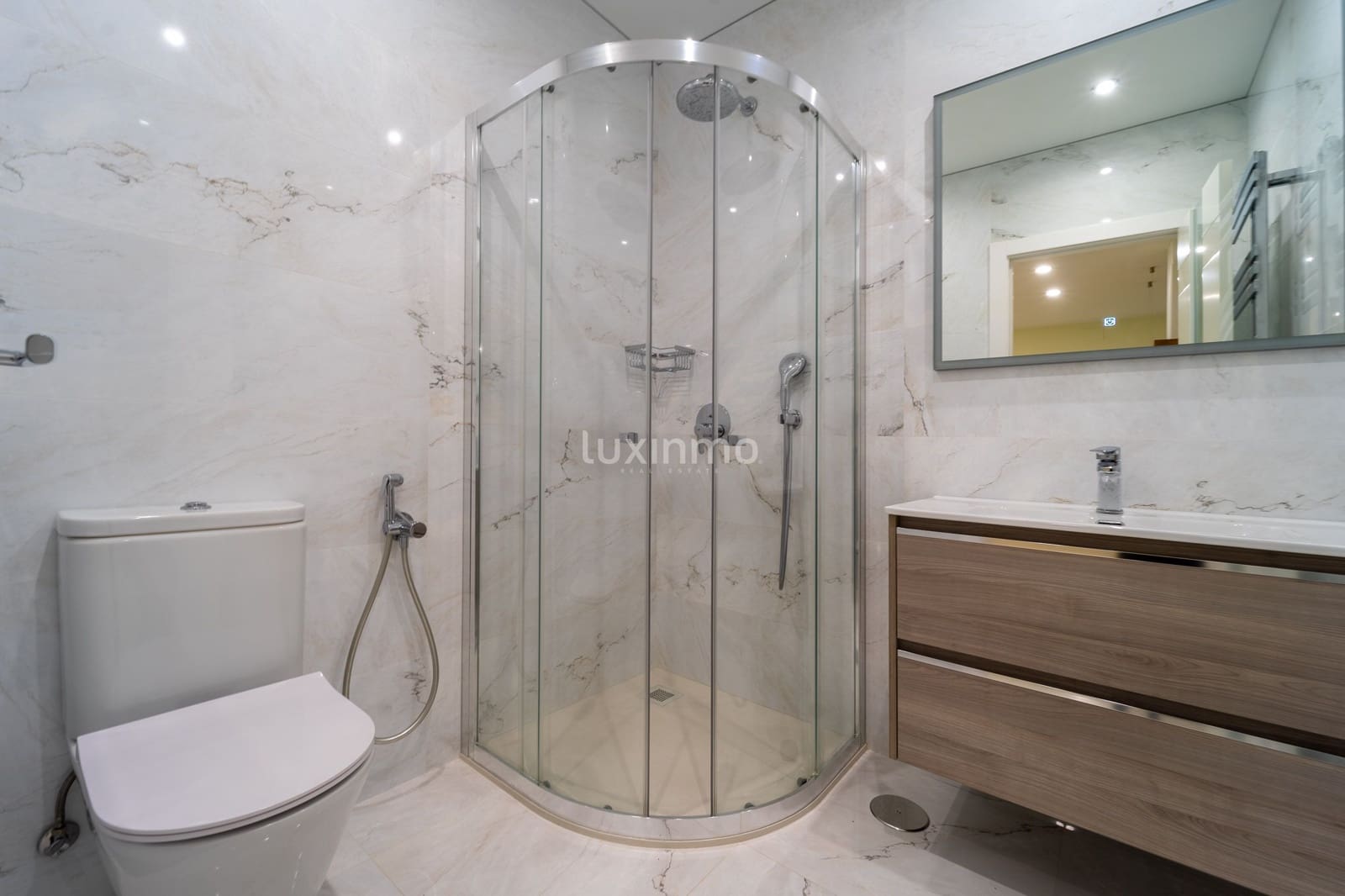2 sypialnia Apartament do wynajęcia w Altea z basenem garażem - 2 000 € (Ref: 10079583)