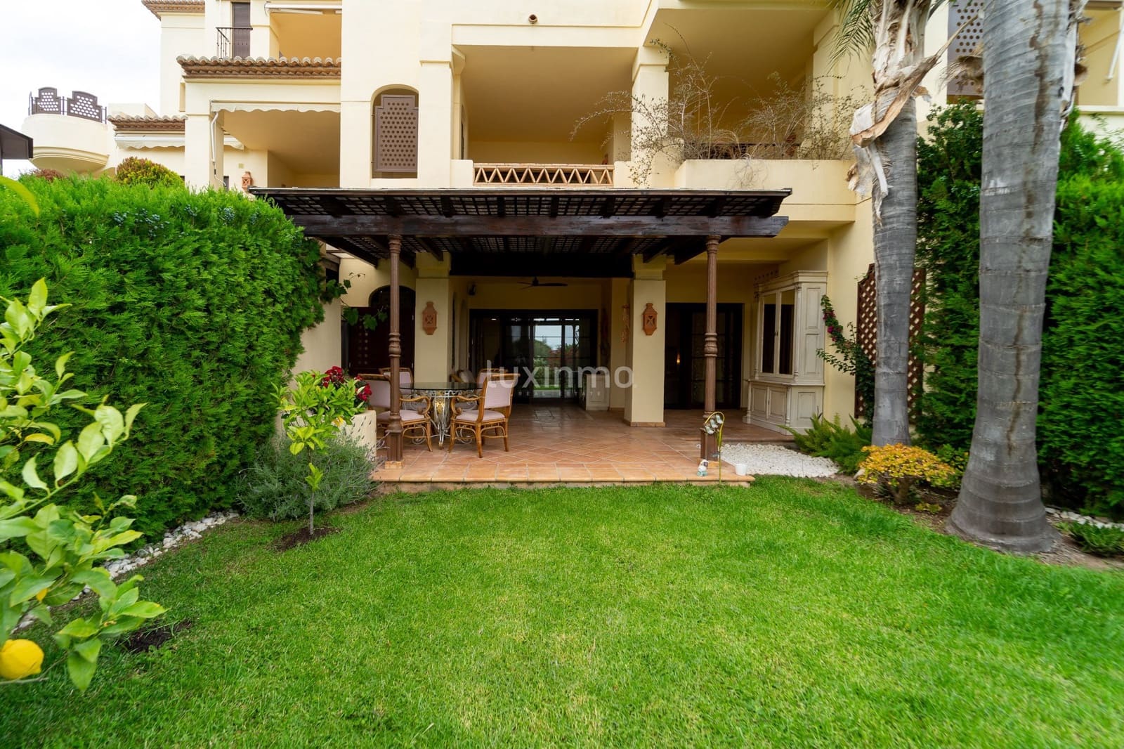 2 sypialnia Apartament do wynajęcia w Altea z basenem garażem - 2 000 € (Ref: 10079583)