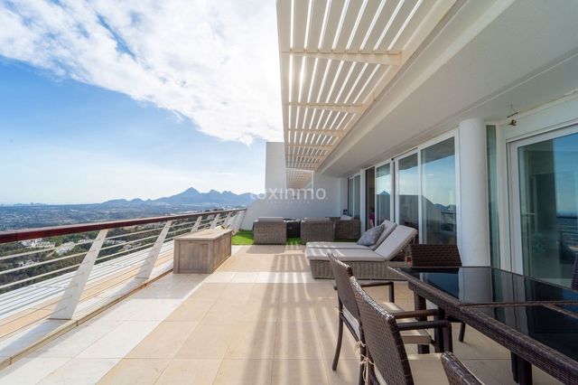 3 soverom Leilighet til salgs i Altea med svømmebasseng garasje - € 850 000 (Ref: 10079584)