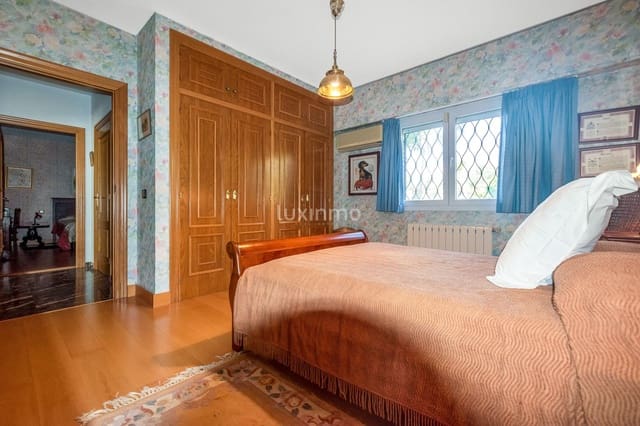 6 bedroom Villa for sale in Coloma  , La Nucia with garage - € 1,500,000 (Ref: 10079586)