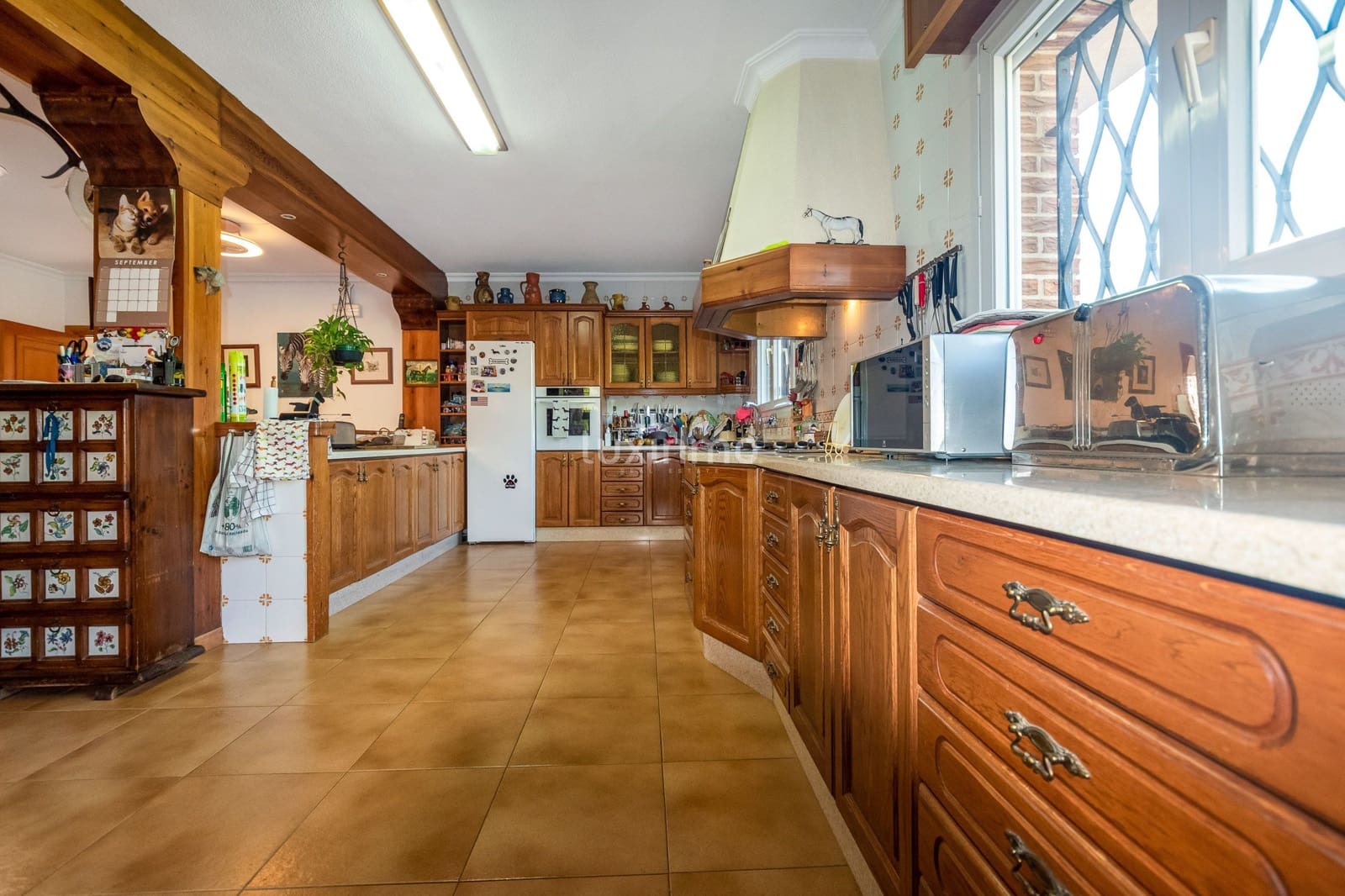 6 bedroom Villa for sale in La Nucia with garage - € 1,500,000 (Ref: 10079586)