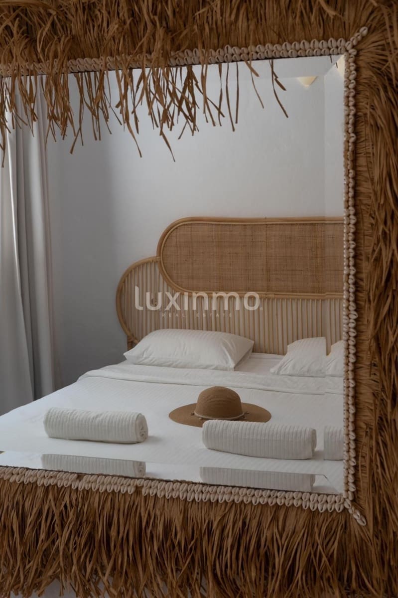 Villa/Maison de 18 chambres à louer à Roca Llisa avec piscine garage - 30 000 € (Ref: 10079587)