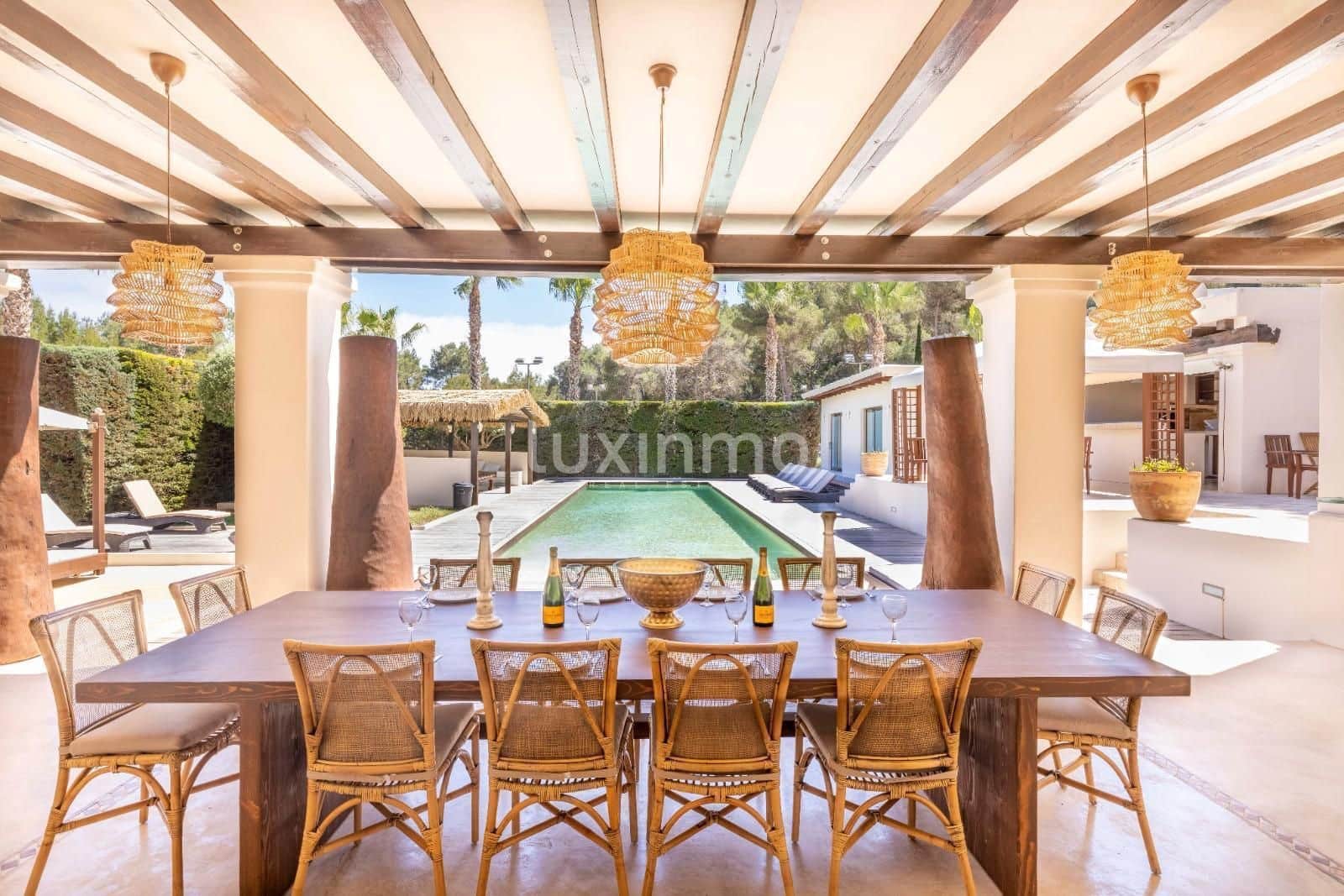 Villa/Maison de 18 chambres à louer à Roca Llisa avec piscine garage - 30 000 € (Ref: 10079587)