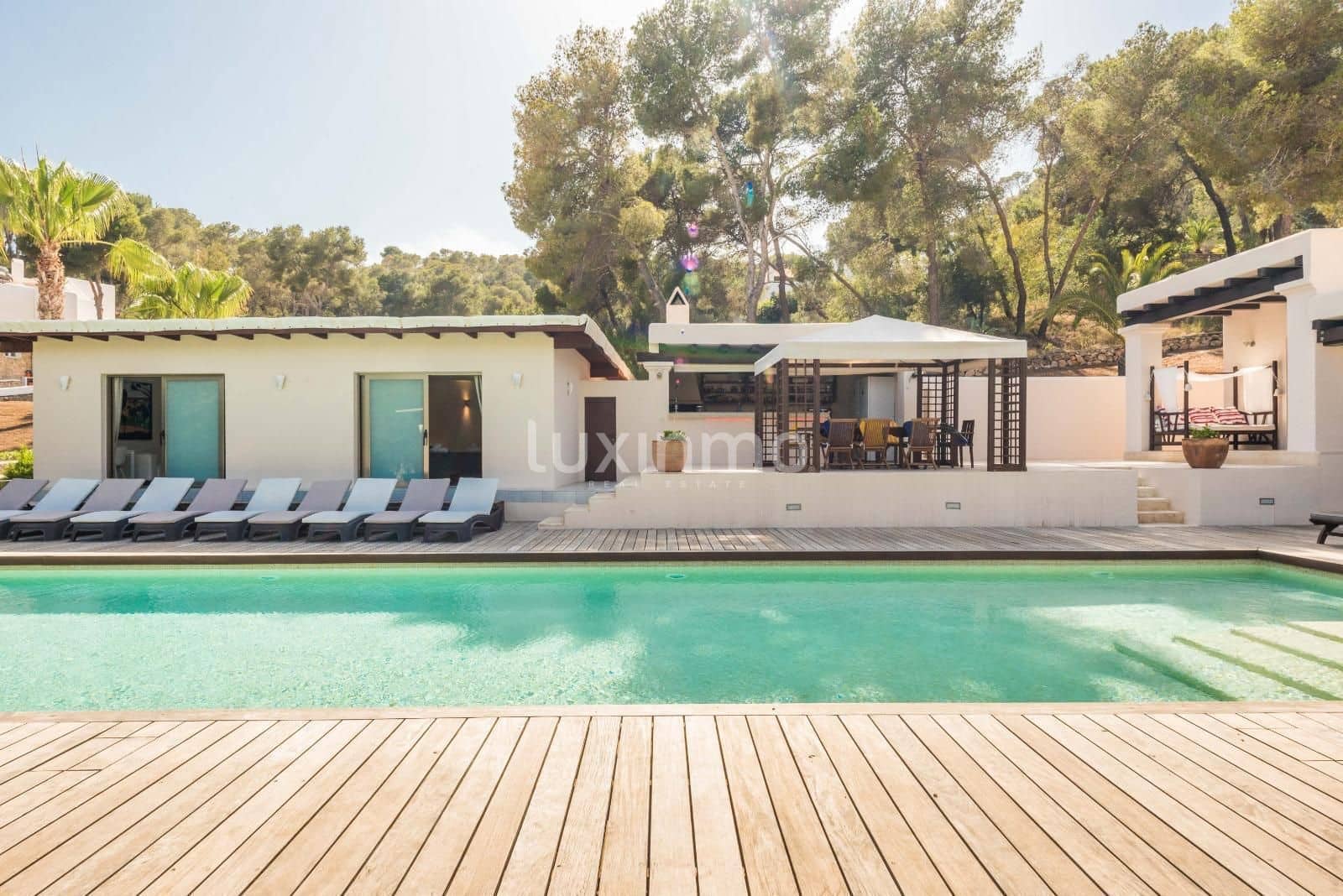 Villa/Maison de 18 chambres à louer à Roca Llisa avec piscine garage - 30 000 € (Ref: 10079587)