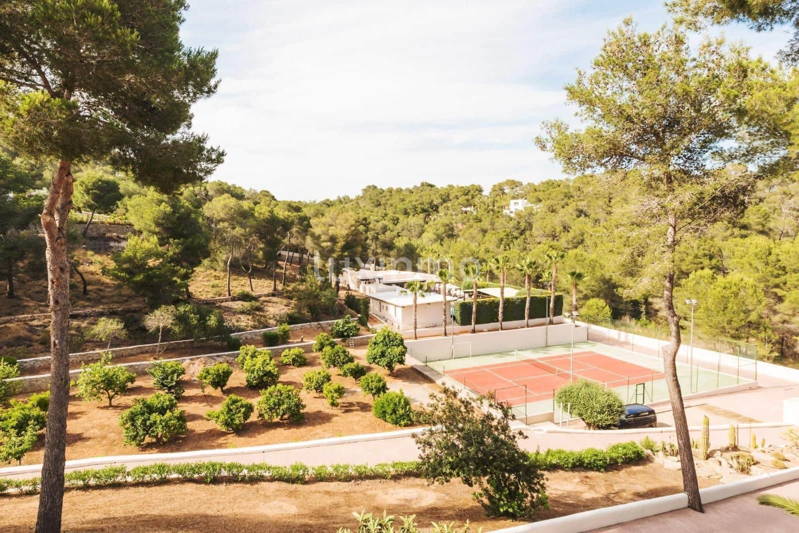 Villa/Maison de 18 chambres à louer à Roca Llisa avec piscine garage - 30 000 € (Ref: 10079587)
