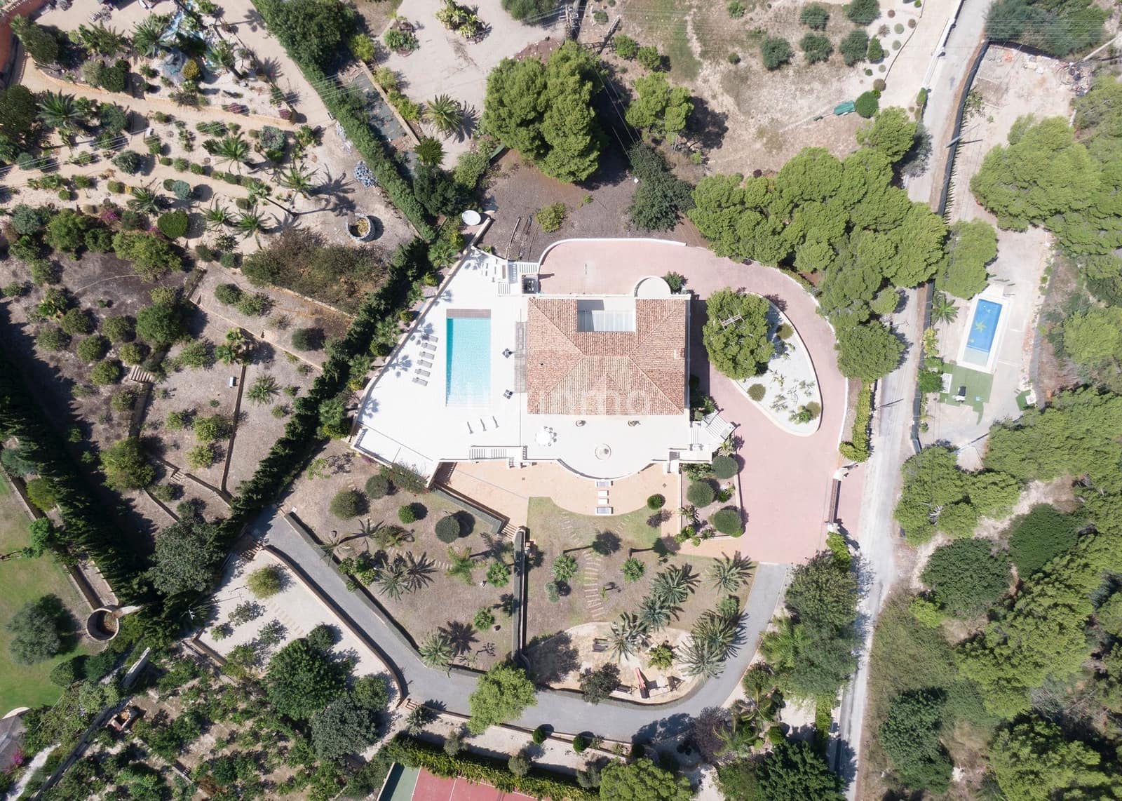 8 quarto Moradia para arrendar em Altea com piscina garagem - 11 000 € (Ref: 10079589)