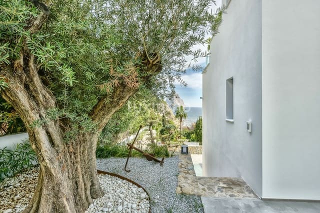 3 chambre Villa/Maison à vendre à Canuta, Calpe / Calp avec piscine garage - 2 950 000 € (Ref: 10079590)