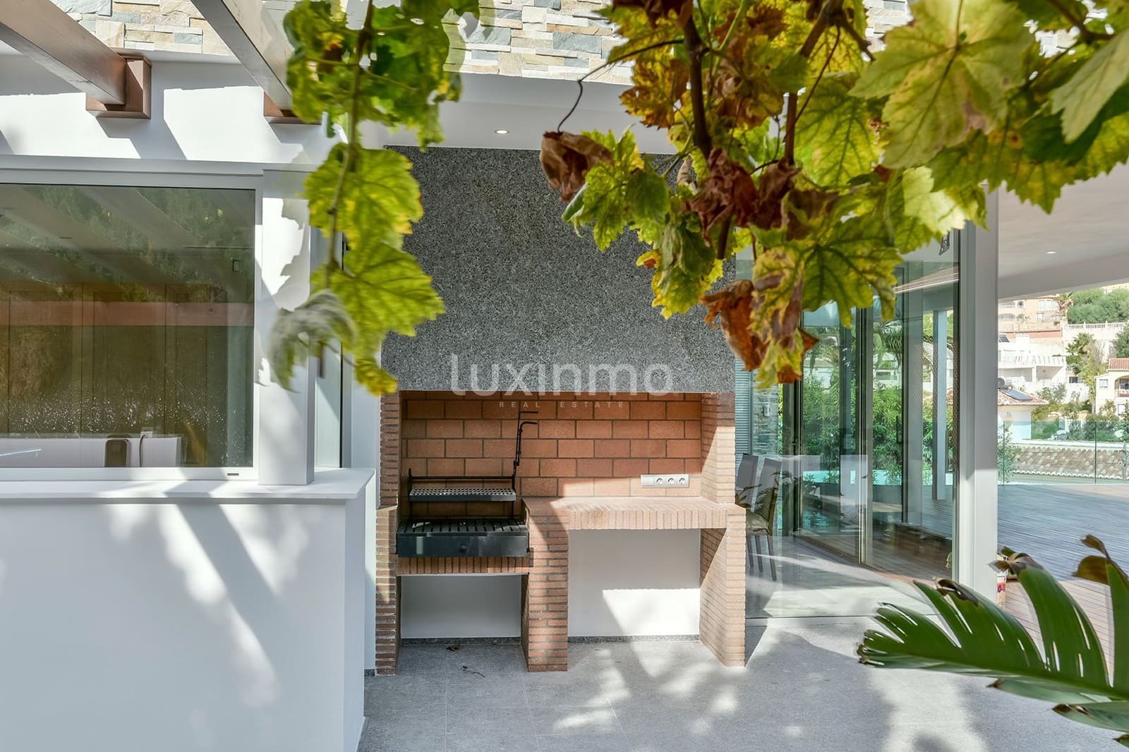 3 chambre Villa/Maison à vendre à Calpe / Calp avec piscine garage - 2 950 000 € (Ref: 10079590)