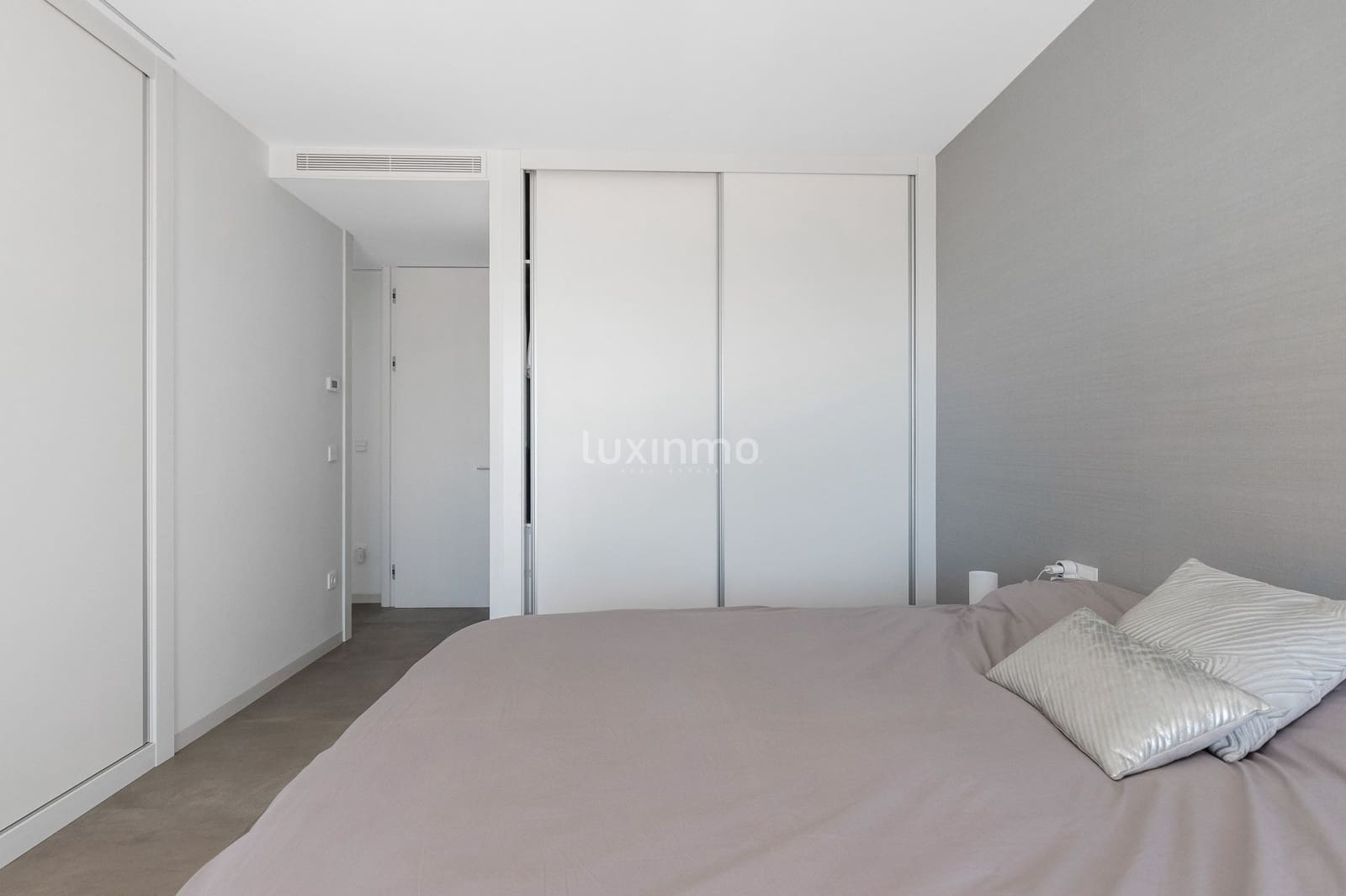 3 soveværelse Villa til salg i Finestrat med swimmingpool garage - € 1.270.000 (Ref: 10079595)
