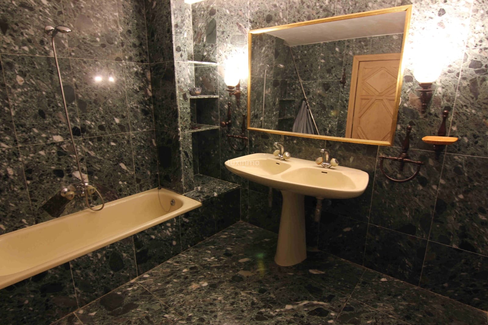6 sypialnia Willa na sprzedaż w Sant Antoni de Portmany z basenem garażem - 2 700 000 € (Ref: 10079596)