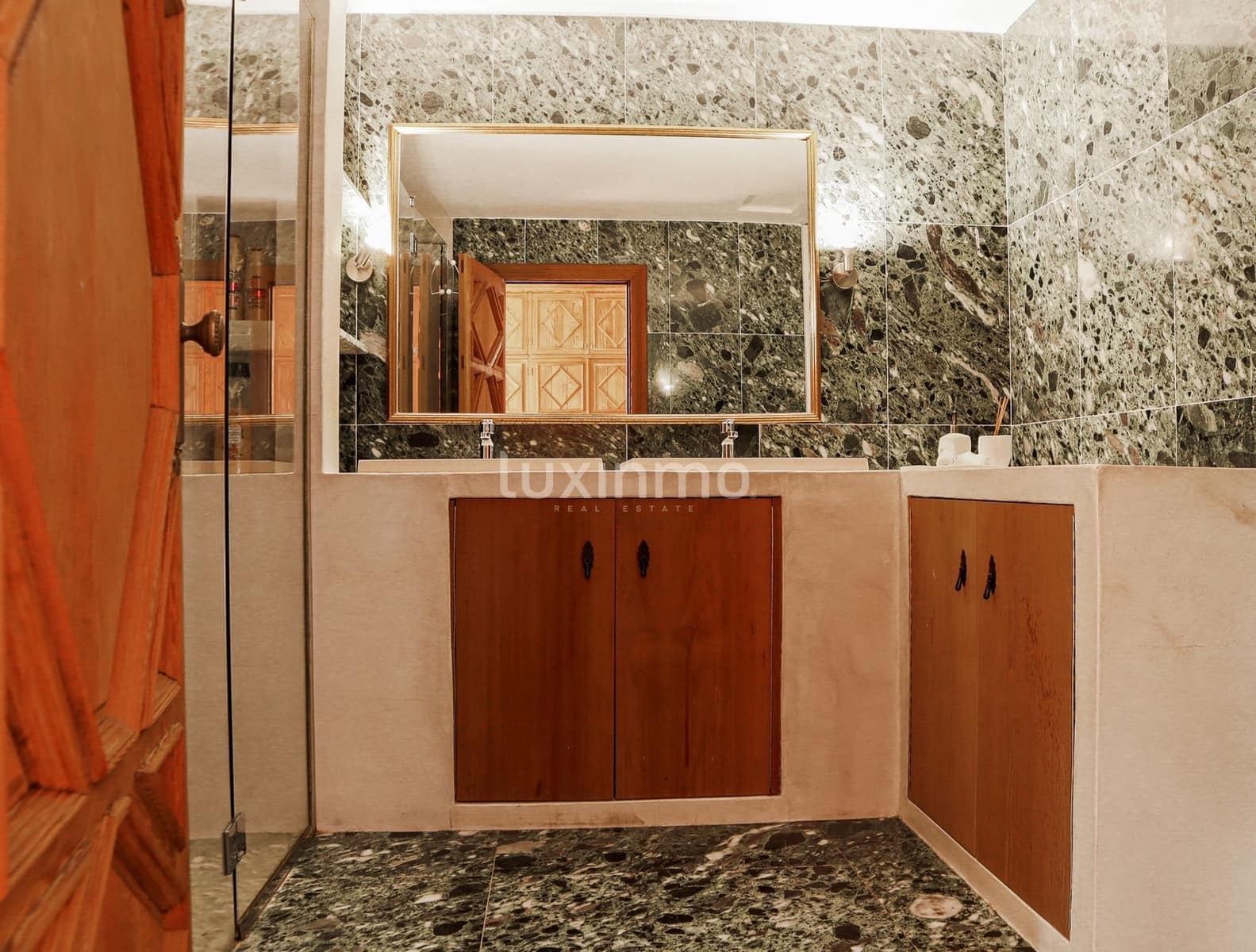 6 sypialnia Willa na sprzedaż w Sant Antoni de Portmany z basenem garażem - 2 700 000 € (Ref: 10079596)