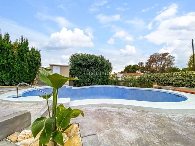 Chalet de 4 habitaciones en Calpe / Calp en venta con piscina garaje - 1.090.000 € (Ref: 10079597)
