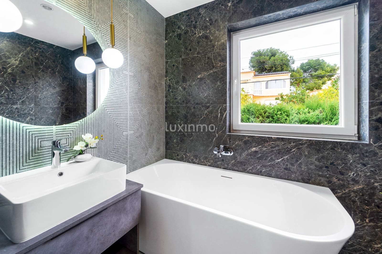 Chalet de 4 habitaciones en Calpe / Calp en venta con piscina garaje - 1.090.000 € (Ref: 10079597)