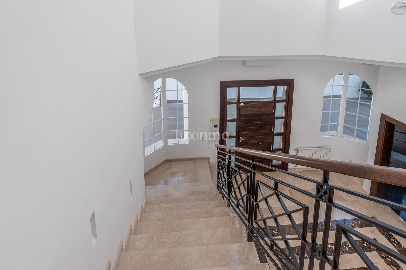6 chambre Villa/Maison à vendre à Alfaz del Pi / L'Alfas del Pi avec piscine garage - 1 600 000 € (Ref: 10079599)