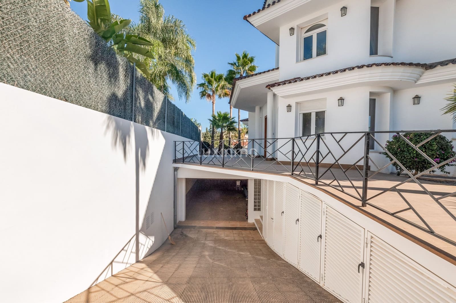 6 chambre Villa/Maison à vendre à Alfaz del Pi / L'Alfas del Pi avec piscine garage - 1 600 000 € (Ref: 10079599)