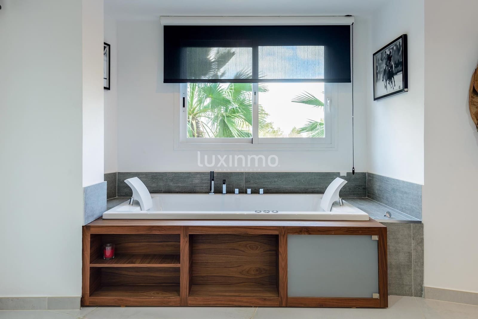 3 bedroom Apartment for sale in Ibiza / Eivissa town with pool garage - € 1,540,000 (Ref: 10079600)