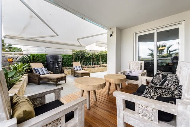 3 bedroom Apartment for sale in Ibiza / Eivissa town with pool garage - € 1,540,000 (Ref: 10079600)