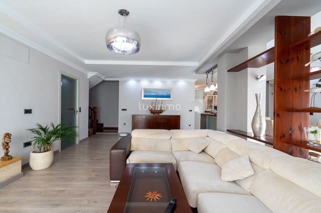 Chalet de 6 habitaciones en Altea en venta con piscina garaje - 1.450.000 € (Ref: 10079601)