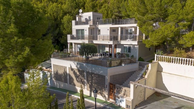 Chalet de 6 habitaciones en Altea en venta con piscina garaje - 1.450.000 € (Ref: 10079601)