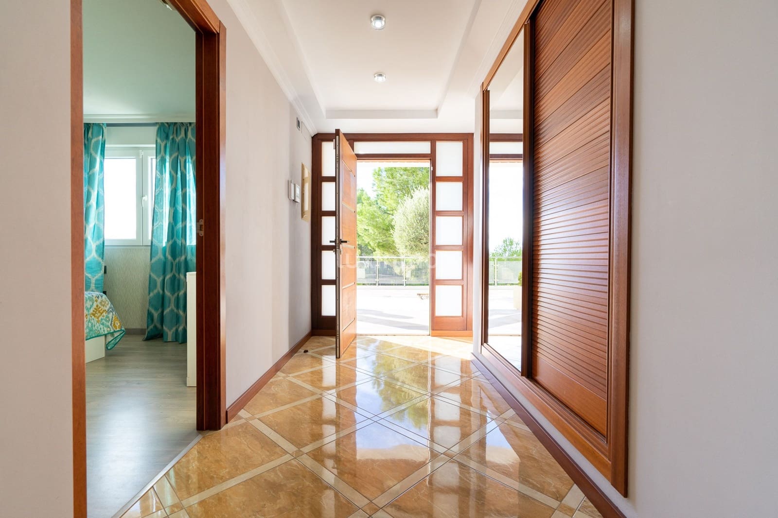 Chalet de 6 habitaciones en Altea en venta con piscina garaje - 1.450.000 € (Ref: 10079601)