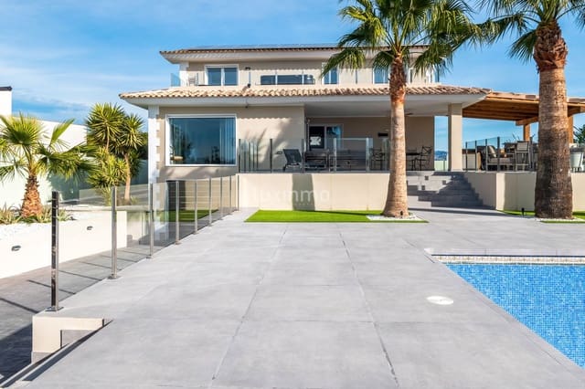 4 slaapkamer Villa te koop in Alfaz del Pi / L'Alfàs del Pi met zwembad garage - € 1.090.000 (Ref: 10079603)
