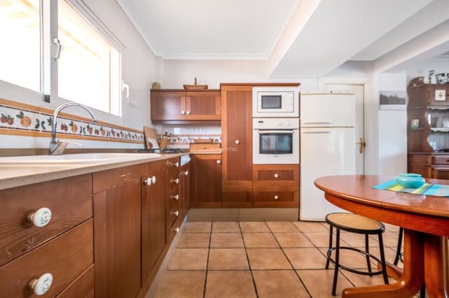4 sovrum Villa till salu i Albir, Alfaz del Pi / L'Alfàs del Pi med pool garage - 1 350 000 € (Ref: 10079605)