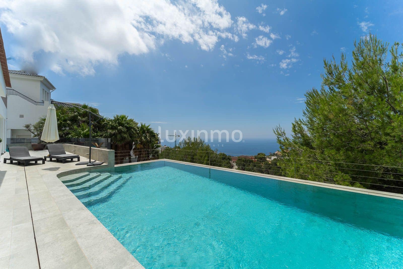 Chalet de 4 habitaciones en Altea en venta con piscina garaje - 2.800.000 € (Ref: 10079607)