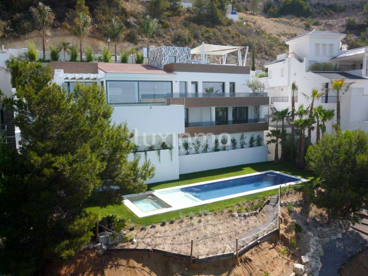 Chalet de 4 habitaciones en Altea en venta con piscina garaje - 2.800.000 € (Ref: 10079607)