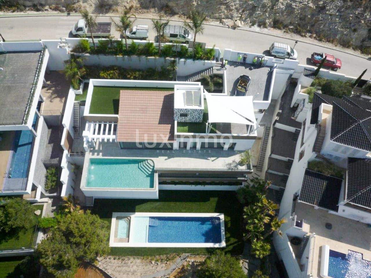 Chalet de 4 habitaciones en Altea en venta con piscina garaje - 2.800.000 € (Ref: 10079607)